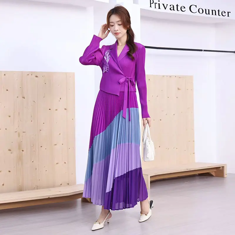 LANMREM Colorblock Patchwork Design Pleated Women's Dress 2025 New Chic Elegant Notched Collar Tie Long Sleeve Dresses 2DB3776