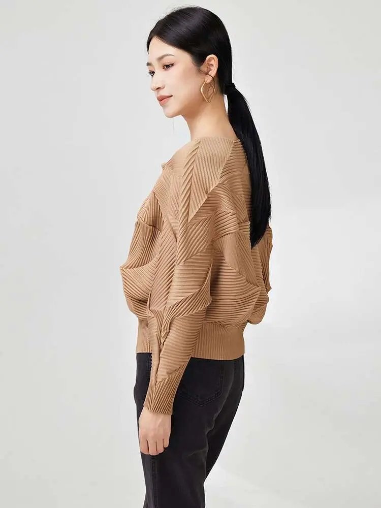 LANMREM Fold T-shirt For Women Round Neck Long Sleeves Gathered Waist Stitching Fashion Top 2025 Spring New Female 2DB1076