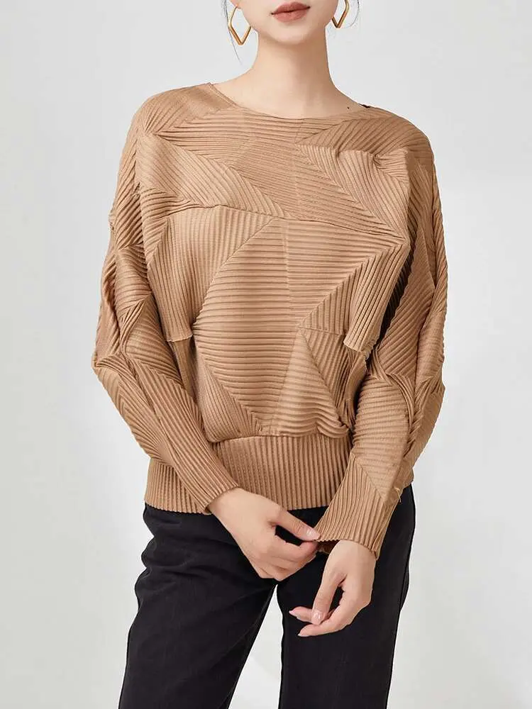 LANMREM Fold T-shirt For Women Round Neck Long Sleeves Gathered Waist Stitching Fashion Top 2025 Spring New Female 2DB1076