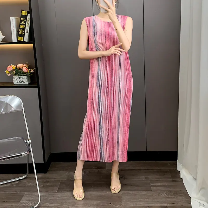 LANMREM Blue Pleated Striped Print Tank Dress Summer 2025 New Elastic Slimming Temperament Straight Dresses Chic Clothes 2DB3972