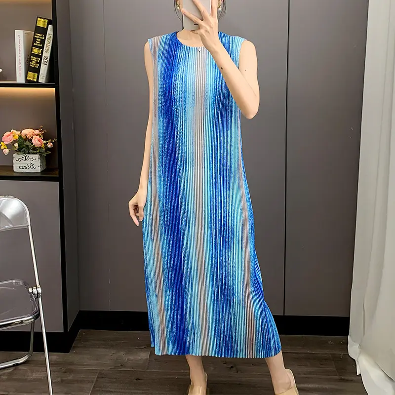 LANMREM Blue Pleated Striped Print Tank Dress Summer 2025 New Elastic Slimming Temperament Straight Dresses Chic Clothes 2DB3972