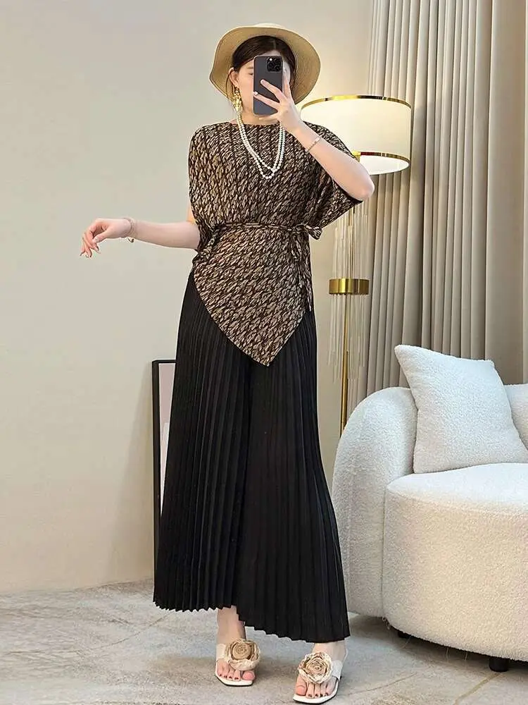 LANMREM Women's Plaid Pleated Loose T-shirt Slash Neck Short Sleeve Lace-up Casual Versatile Tops Fashion Summer 2025 New 2DE458