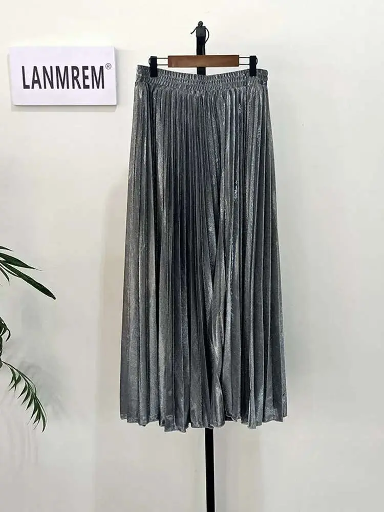 LANMREM 2025 new Spring fashion women clothes high waist A-line pleated sliver vintage elastic long halfbody skirt WH28501XL