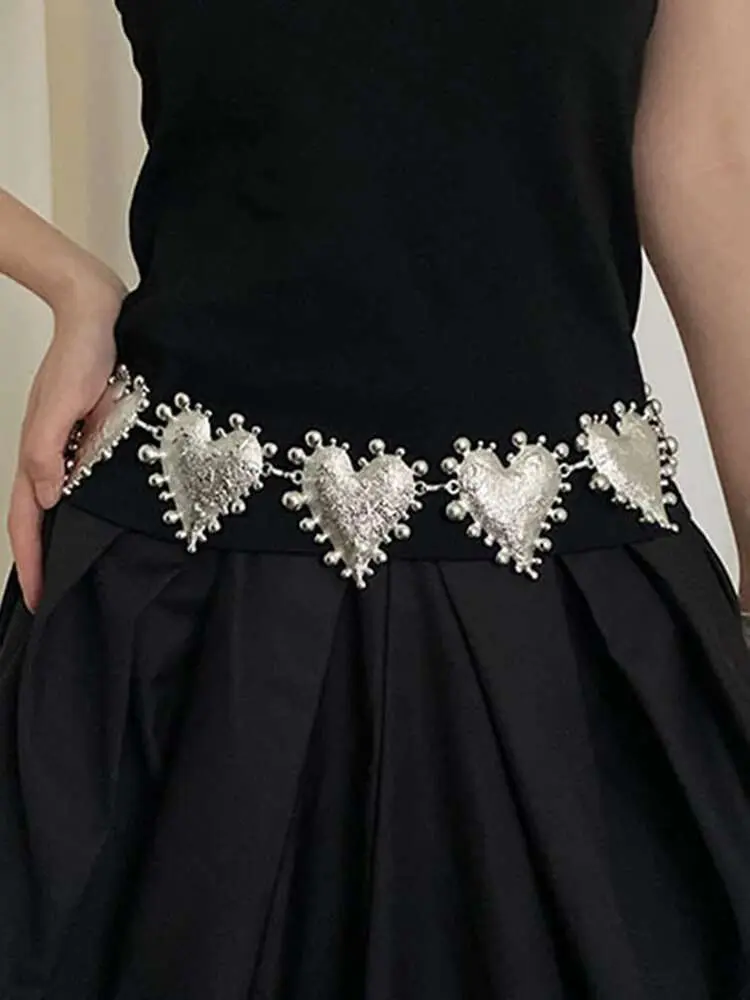 LANMREM Women's Heart Belt 2025 Spring New Fashion Big Love Design Chic Style Metal Chain Belts Skirt Dress All Match 2DC1145