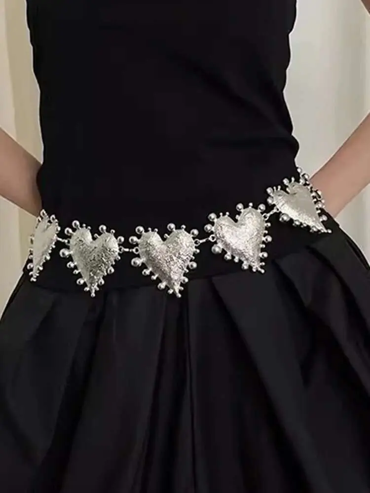 LANMREM Women's Heart Belt 2025 Spring New Fashion Big Love Design Chic Style Metal Chain Belts Skirt Dress All Match 2DC1145