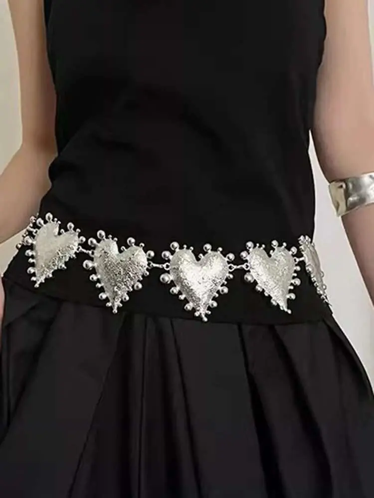 LANMREM Women's Heart Belt 2025 Spring New Fashion Big Love Design Chic Style Metal Chain Belts Skirt Dress All Match 2DC1145