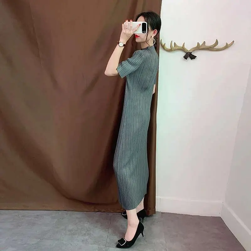 LANMREM Purple Stand-up Collar Short-sleeved Pleated Slim Plus Woman Bottom Dress Casual Simple Fashion 2025 Spring New TV734