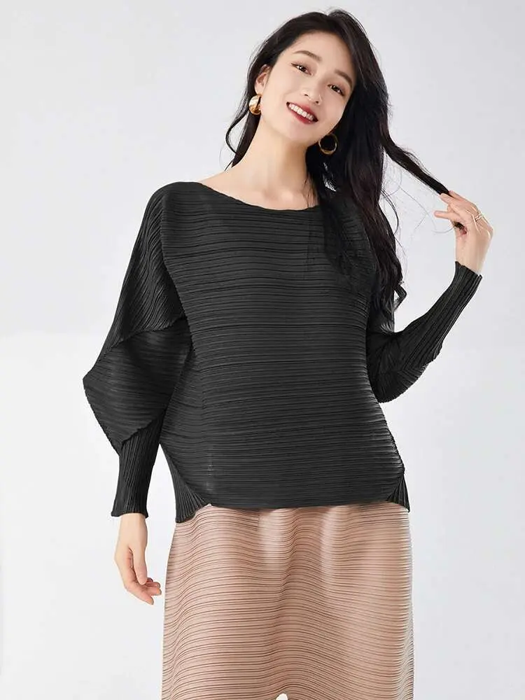 LANMREM Casual Pleated T-shirt For Women O-neck Batwing Sleeves Solid Color Women's Tops 2025 Spring New Clothing 2Z2601