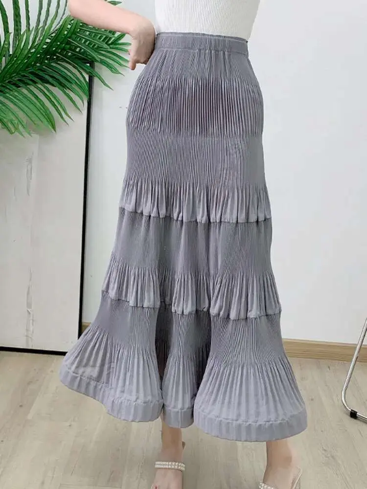 LANMREM Ruffles Skirts For Women High Elastic Waist Solid Color Long Length Female Party Clothing 2024 Summer New 2DA8404