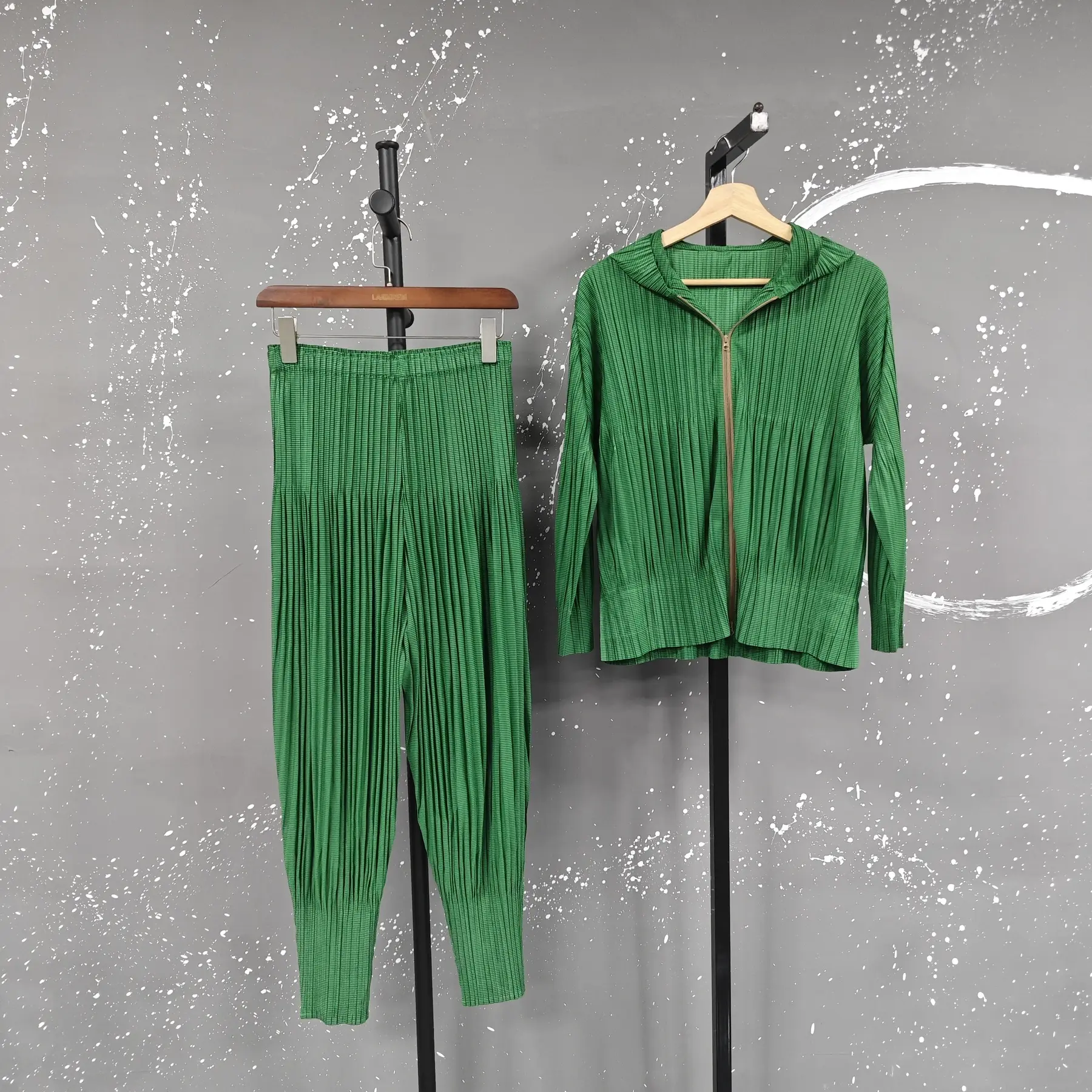 LANMREM High Quality Pleated Pants Sets Sports Casual Women's Hooded Jacket And Loose Pencil Pants Two-piece Set 2DB2614