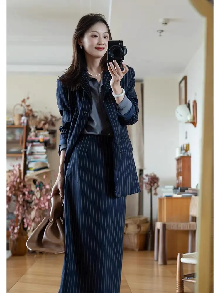 LANMREM Striped Suit Set For Women Notched Collar Single Breasted Blazer With A Line Skirt Office Lady Fashion Clothes 2DM0001
