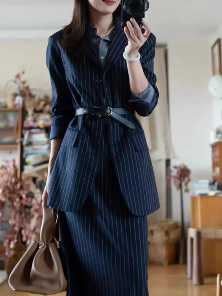 LANMREM Striped Suit Set For Women Notched Collar Single Breasted Blazer With A Line Skirt Office Lady Fashion Clothes 2DM0001