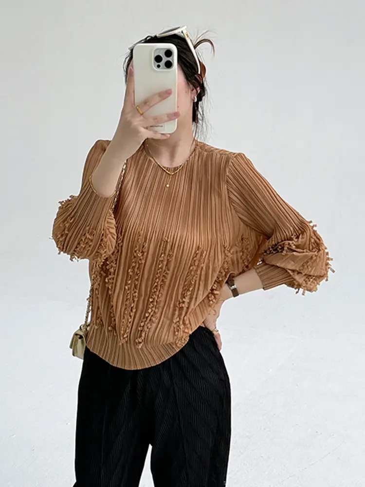 LANMREM 2025 New Grey Women's Bubble Sleeve Tassel Design Long Sleeve T-shirt Loose Round Collar Folded Pullover Tops 2DB3588