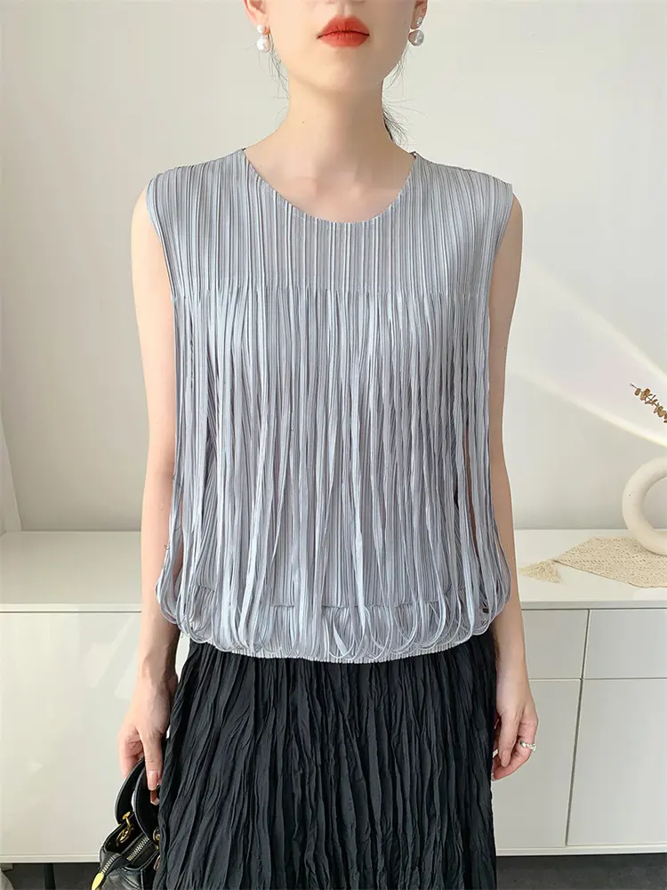 LANMREM Apricot Sleeve Pleated Top 2025 Summer New Women's T-shirt Round Collar Casual Tassel Spliced Design Tee Chic 2DB3416