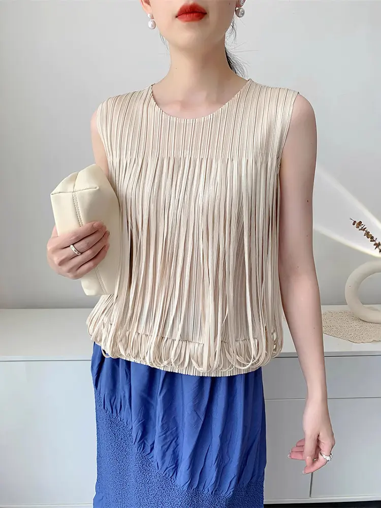 LANMREM Apricot Sleeve Pleated Top 2025 Summer New Women's T-shirt Round Collar Casual Tassel Spliced Design Tee Chic 2DB3416