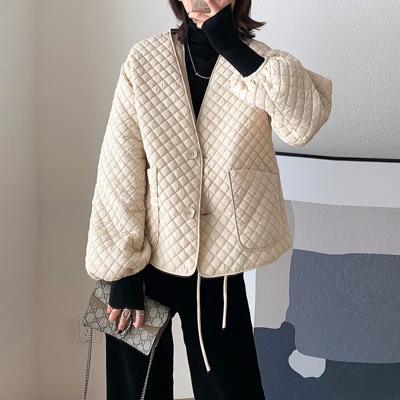 Women's White Duck Down Jacket, Warm Jacket Classic Diamond Lattice Loose V-Neck Short Coat Lightweight Monochromatic New Winter
