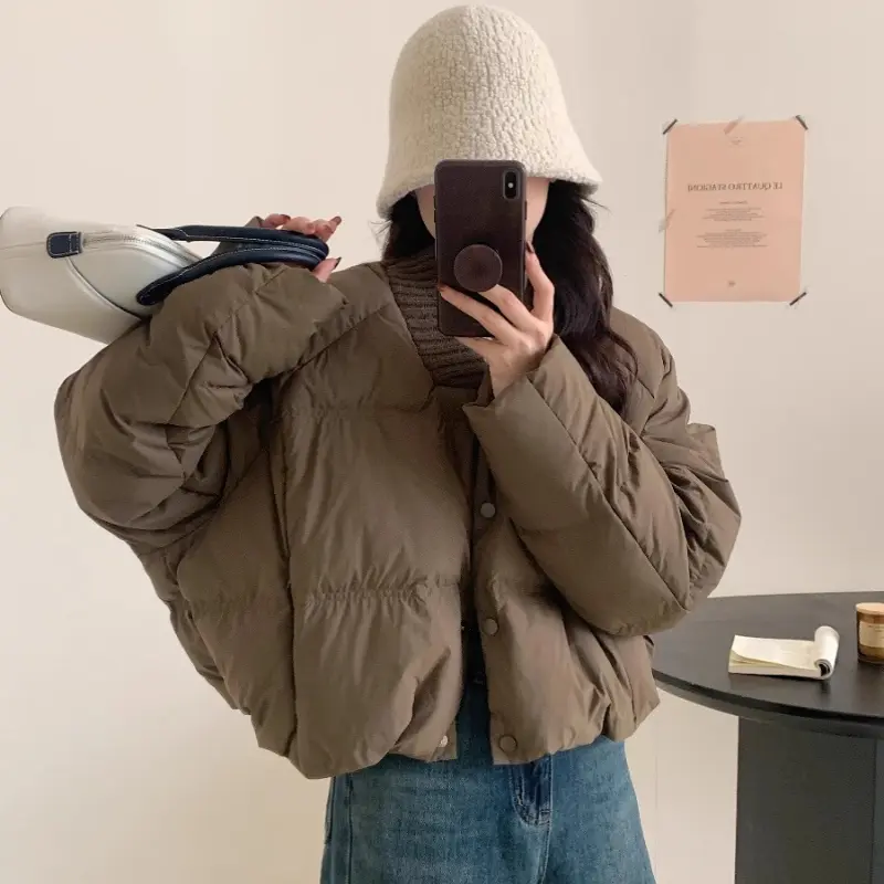 Knitted Splicing Down Jacket Female 2024 Winter New V-neck Thin Short Loose Puff Jacket Western-style Warm White Duck Down Coat