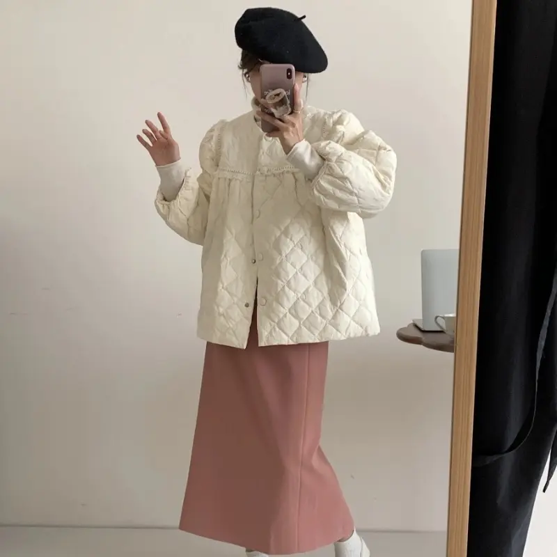 Single-Breasted Puffer Coats for Women Short Down Jackets Puffer Sleeves Sweet Literary Outerwears Crew Neck Light and Warm Wint