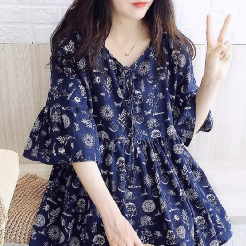 Cotton Linen Shirt Ladies Summer New Loose Big Yards Thin Shirt Ethnic Wind Small Broken Flowers Thin Trumpet Sleeve Doll Shirt
