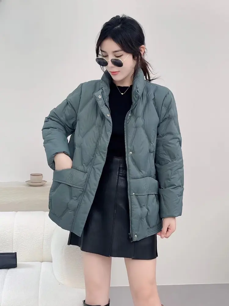 Women's Light Short White Duck Down Coat, Slim Stand-up Collar, Warm Jacket, Temperament Leisure Parka, Winter, New, 2024