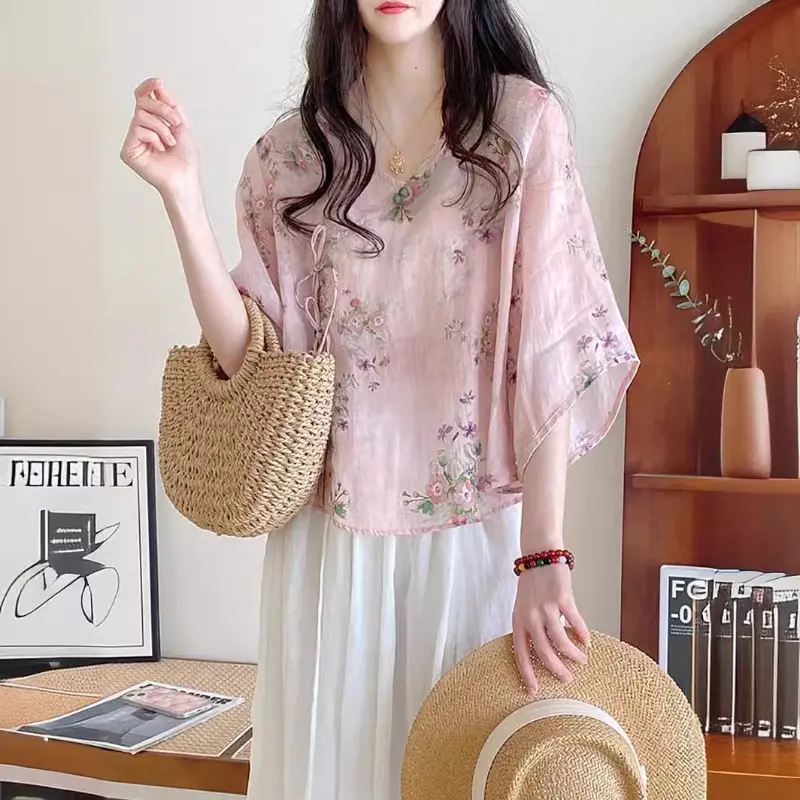 Middle Sleeve Print Shirt for Women, Short Top, Women's Button Design, Chic Shirt Trend, Female Korean Popular Clothes