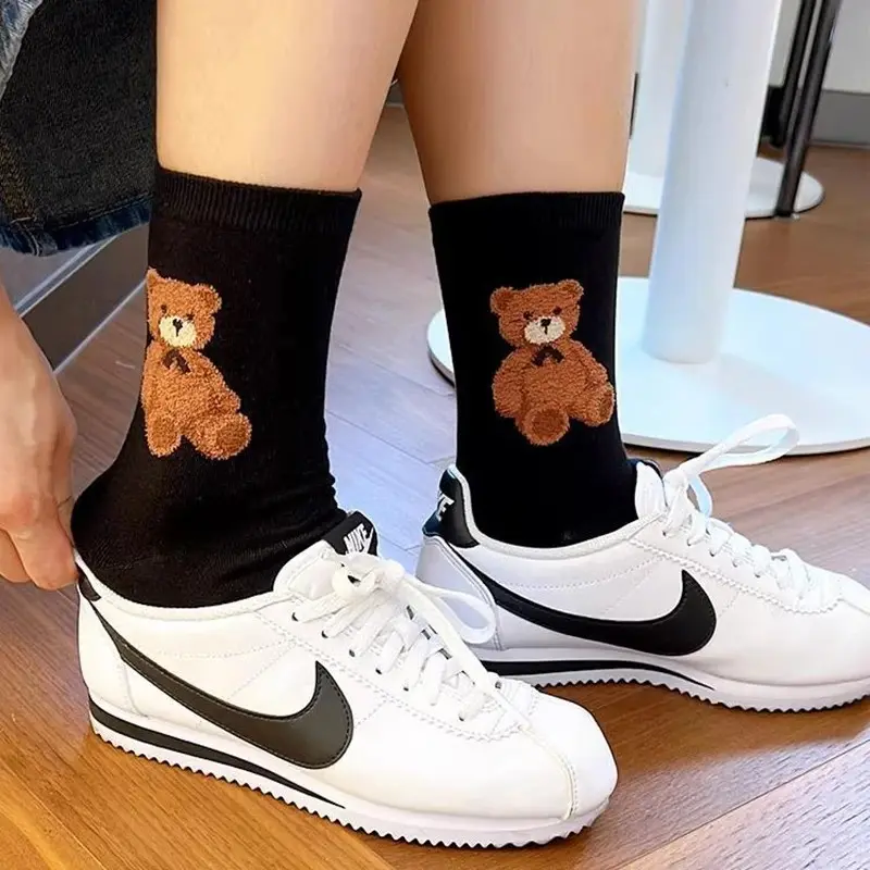 1/5 Pairs Cute Cartoon Bear Women Socks Comfortable Korean Harajuku Skateboard Girl Socks Novelty Breathable Sox Christmas Gift