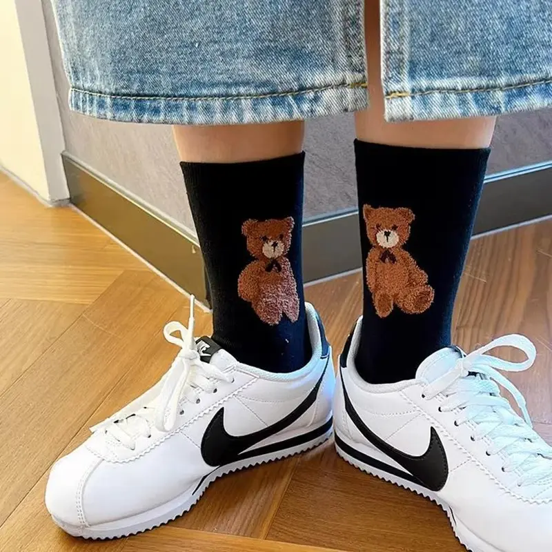 1/5 Pairs Cute Cartoon Bear Women Socks Comfortable Korean Harajuku Skateboard Girl Socks Novelty Breathable Sox Christmas Gift