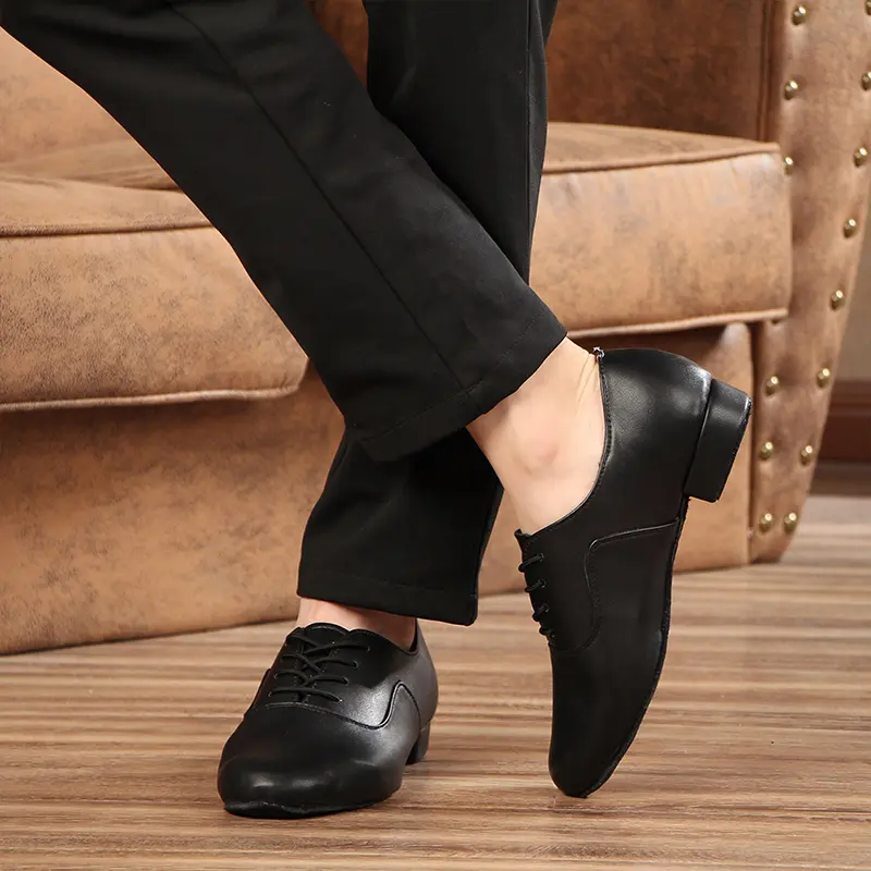 Man's Latin Dance Shoes Men Ballroom Latin Dancing Shoes For Boy Modern Tango Jazz Black Salsa Teacher Practice Shoes Low Heels