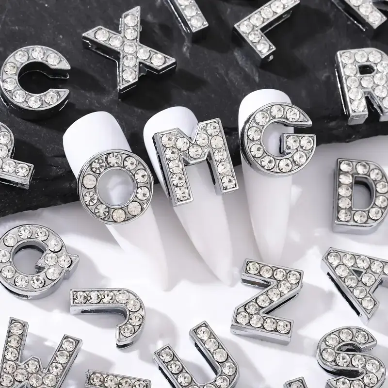 26/10Pcs 8mm Full Diamond Nail Art Letters 3D 26 Letter Luxury Alloy Nail Charms Y2k A-Z Alphabet Rhinestones Nail Art Accessori