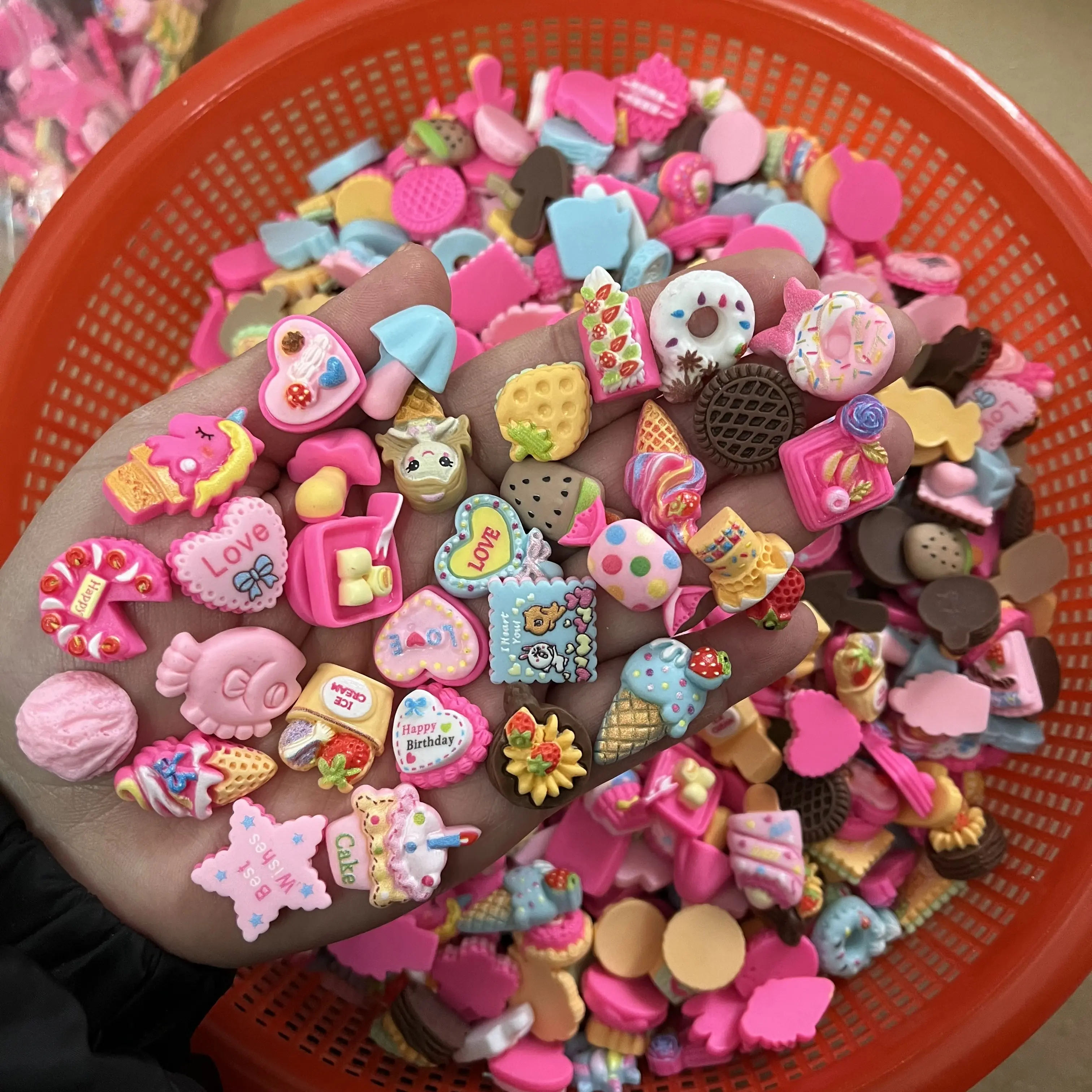 50pcs Mixed Miniature Food Charms for Nail Art Ice Cream/Cookies/Donuts/Cake Designs Craft Nail Jewelry Cute Cartoon Manicure *^