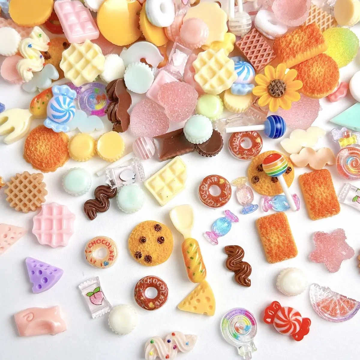 Multi Style Random Mixed Resin Cute Puppy Sunflower Nail Art Decorations Simulated Cookies Donut Nail Charms Supplies DIY Crafts