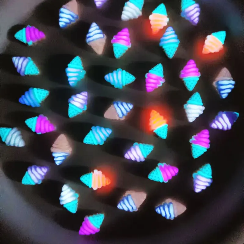 50PCS  Resin Mini Noctilucent Hand Heart Gesture Icecream Cabochon Charms Nail Art Decoration Flatback Manicure Parts