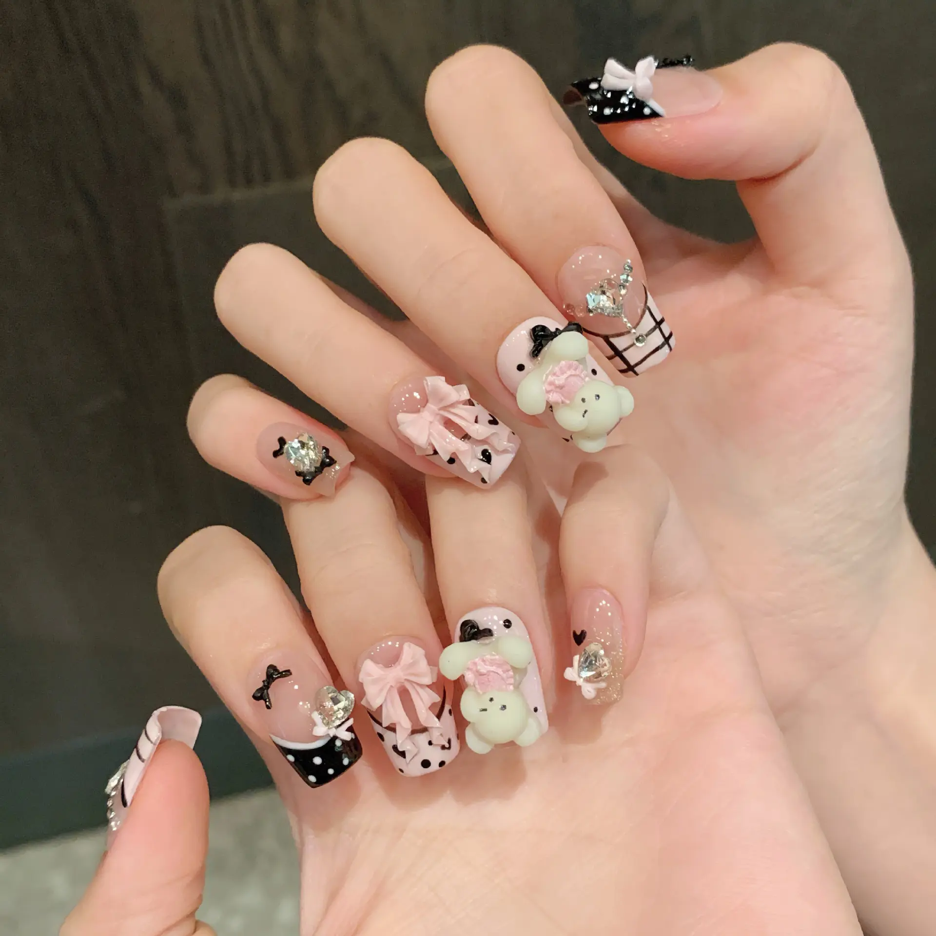 10pcs Cute Bear Handmade Fake Nails Tips Datachable Short Ballet Pink Bow Diamond False Nail Art Finished French Press on Nails
