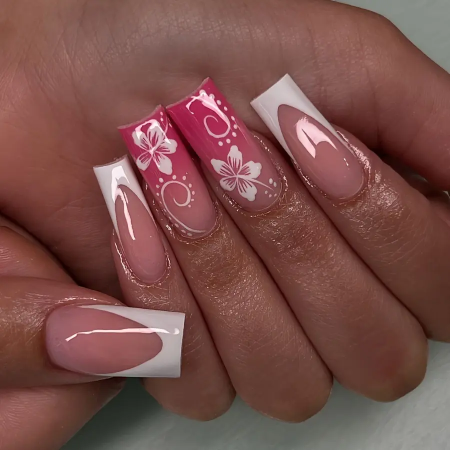24Pcs Fairy White Flower Fake Nails Pink French Tip Press on Nails Short Square Wearable False Nail for Women Girls DIY Manicure