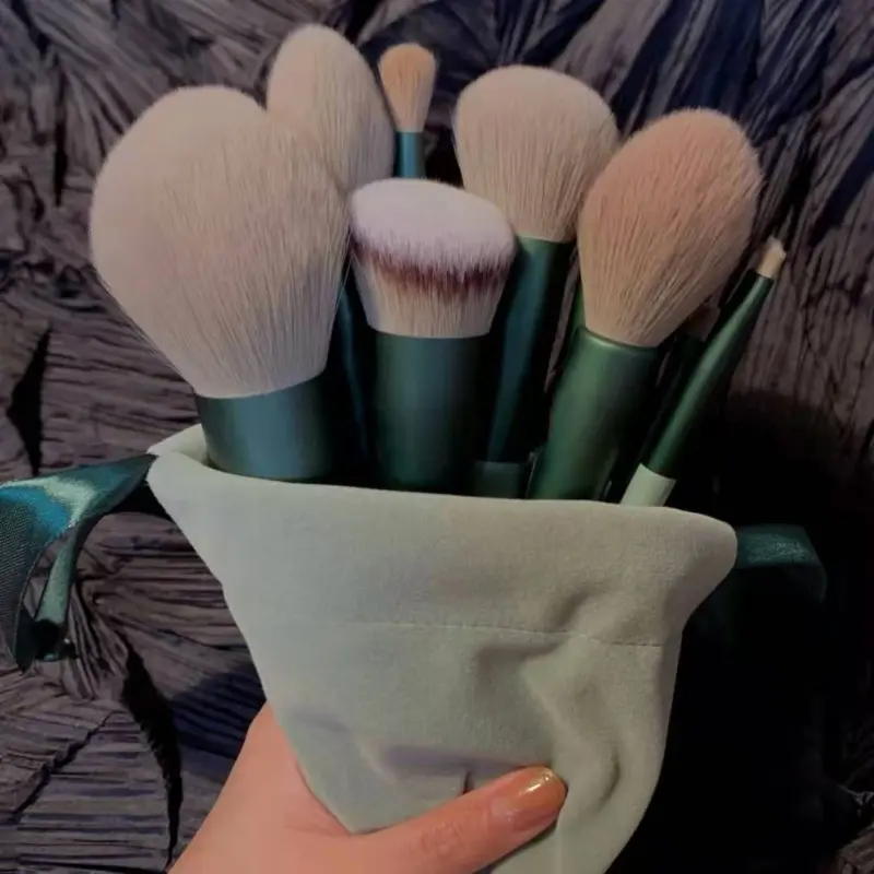 13 PCS Colorful Makeup Brush Set Eye Shadow Foundation Women's Makeup Brushes Eye Shadow Blush Beauty Soft Makeup Toolkit