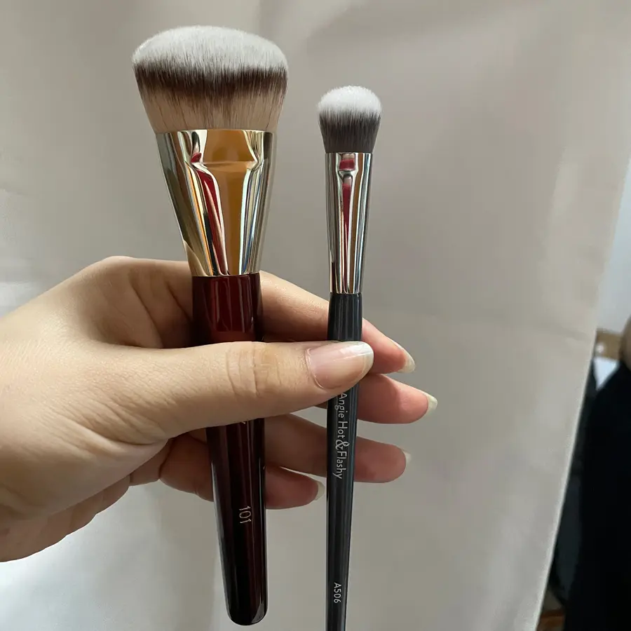 1pc 101 Contoured Foundation Makeup brushes Angled Liquid Base Concealer Make up brushes Red wood handle cosmetic tools 506