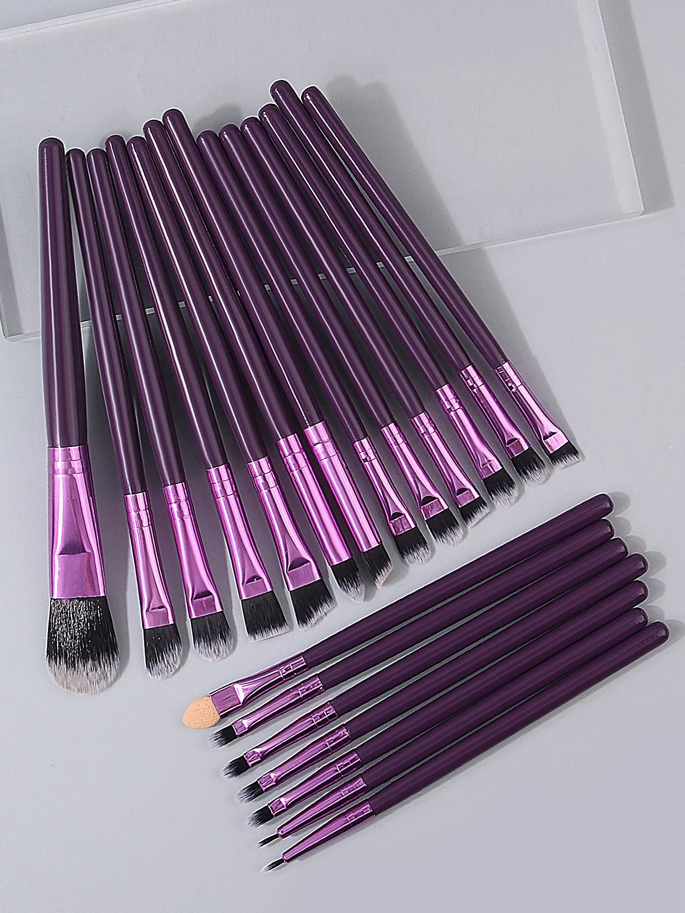 Purple 20-piece makeup brush set, ultra-thin and ultra-fine eyeliner brush/eyebrow brush,a must-have for professional eye makeup
