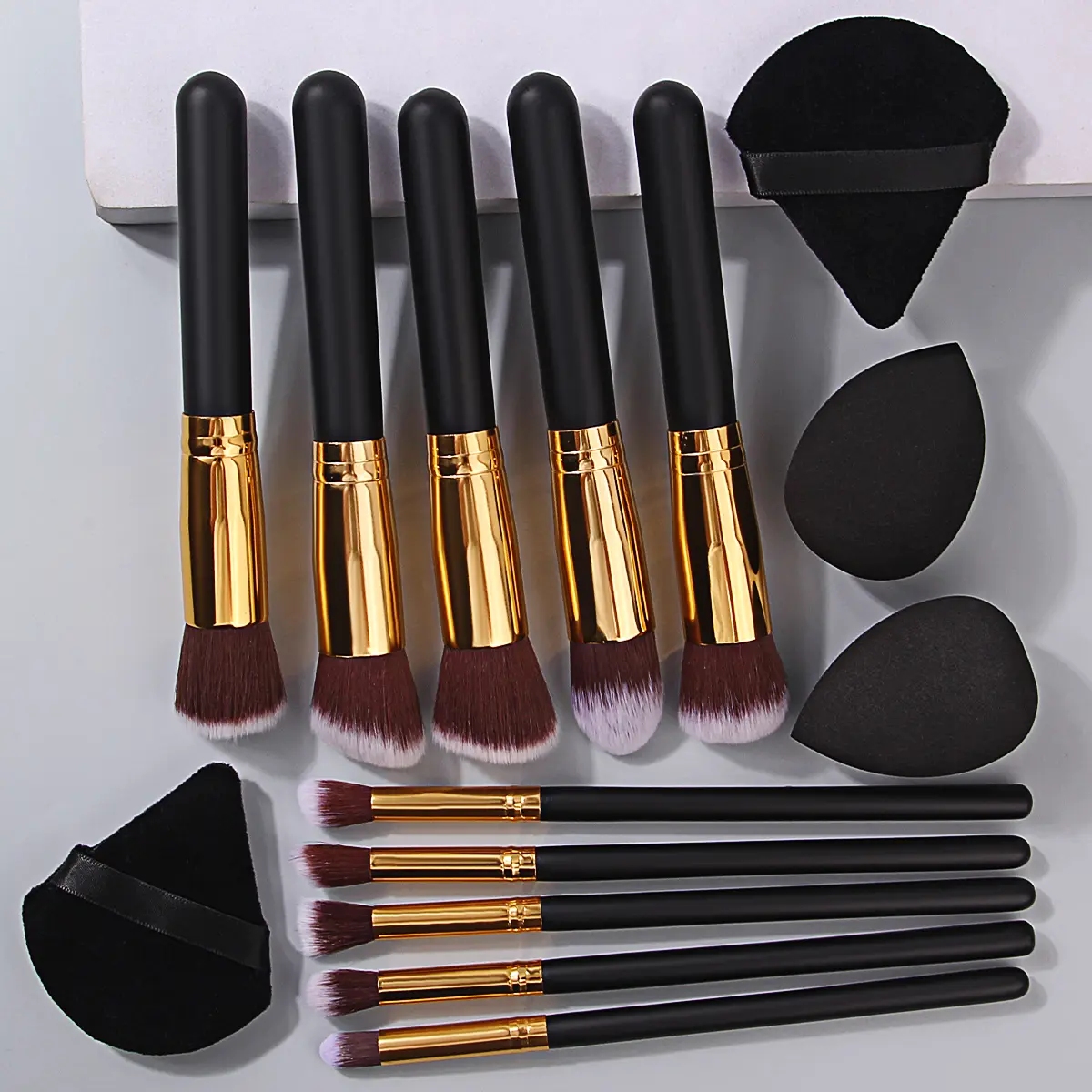 10PCS large-sized makeup set brushes +4PCS dry and wet dual-purpose beauty eggs, triangular powder puffs, makeup tools