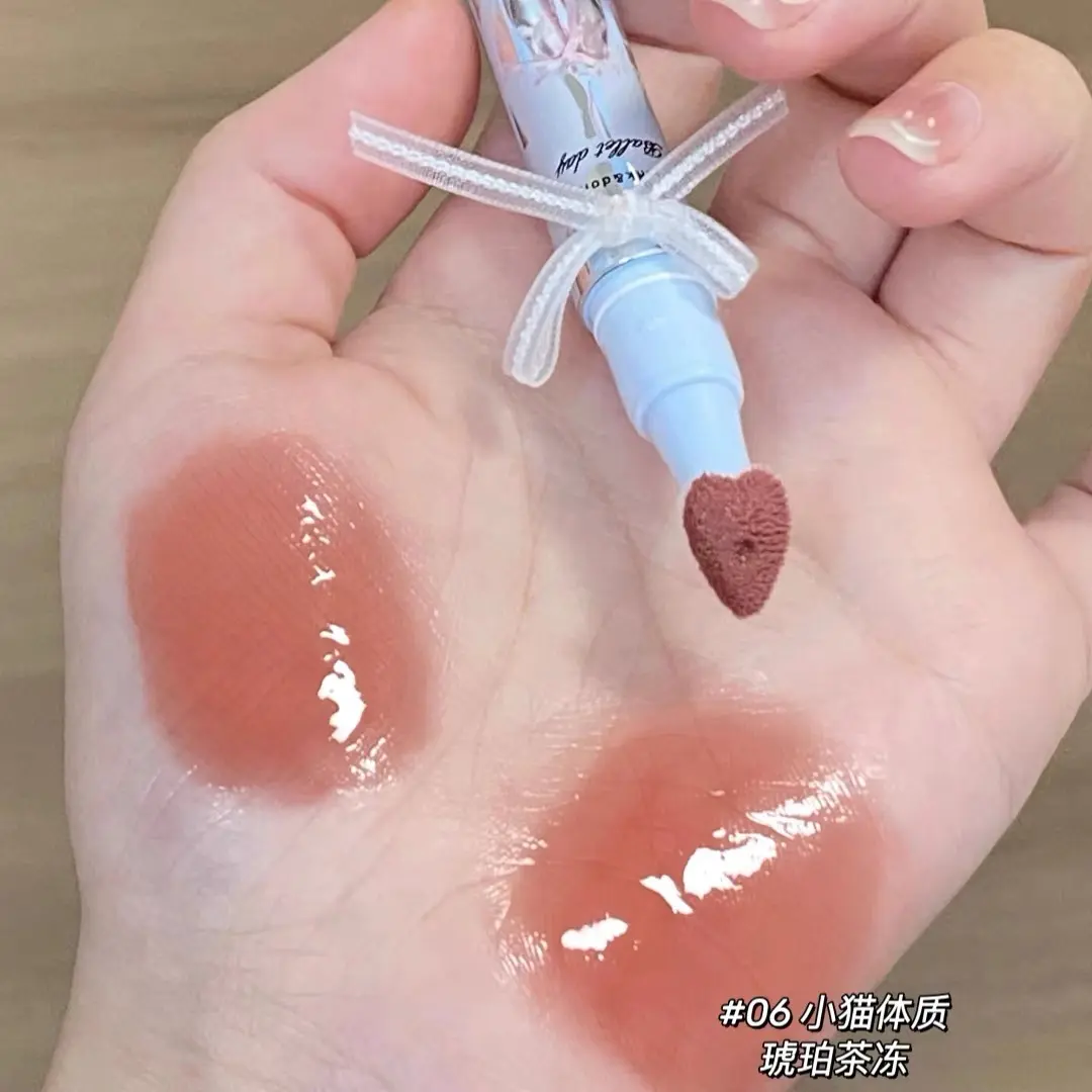 FLORTTE Air Cushion Lipstick Small Bow Film Lip Honey Lipstick Not Easy To Stick Cup Lip Glaze