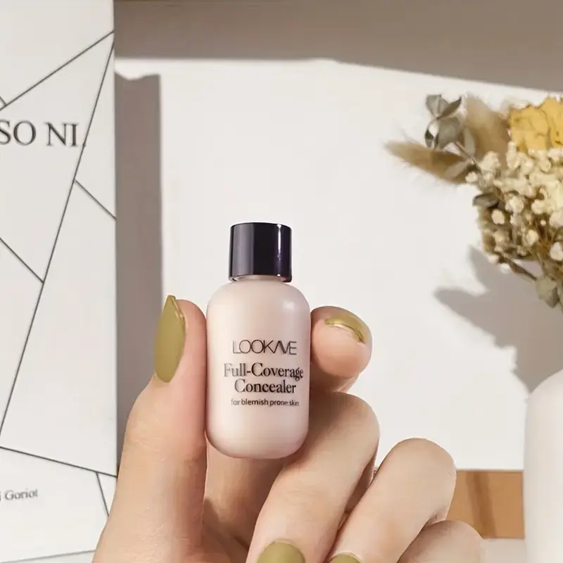 Lightweight and Compact Mini Liquid Concealer-High Coverage for Acne,Ddark Circles and Blemishes,Travel-Friendly FaceMakeup Base
