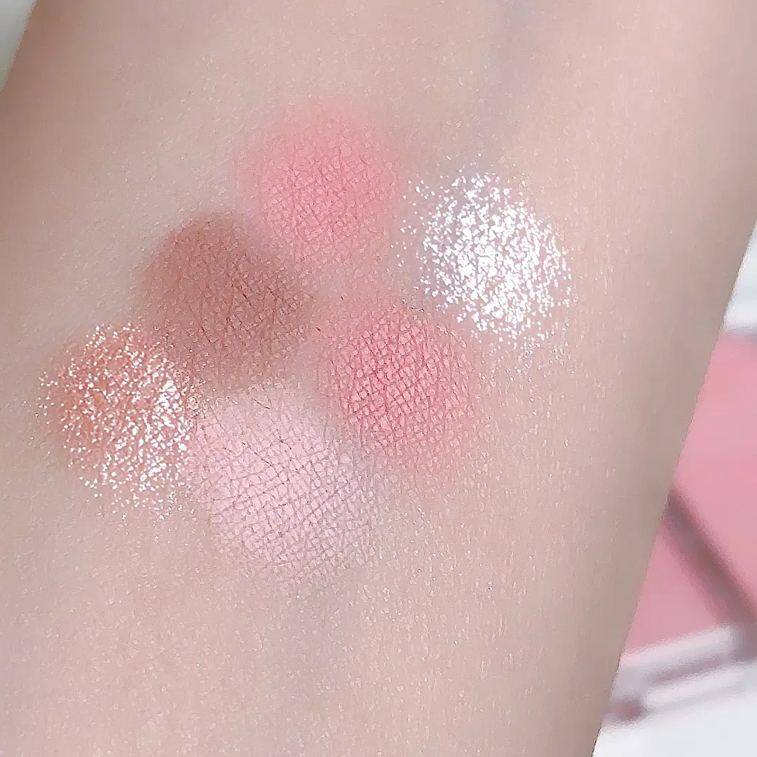 Six-color eyeshadow palette, soft and delicate pearlescent matte earth-tone eyeshadow