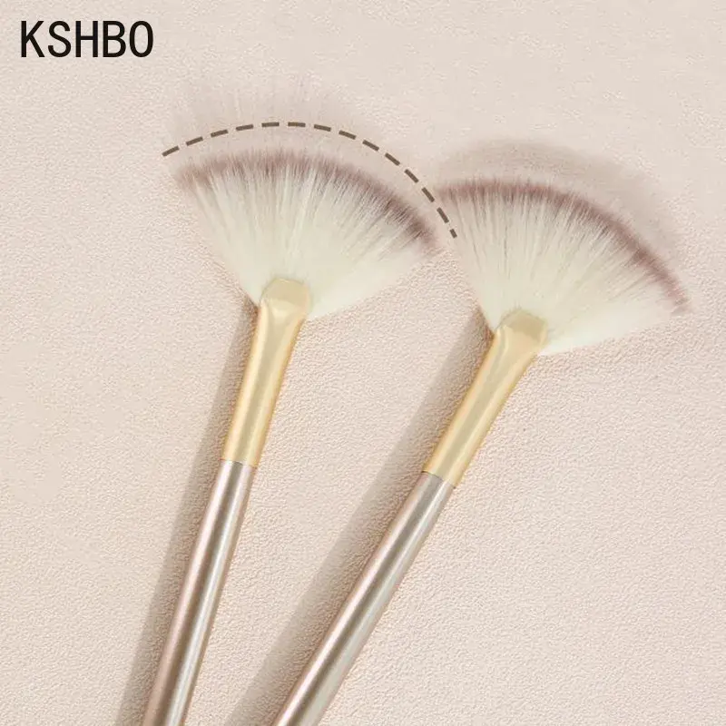 HSHBO 5pcs Fan Brushes Facial Brushes Soft Makeup Brush Cosmetic Applicator Tools Wooden Handle and Soft Fiber for Peel Mask