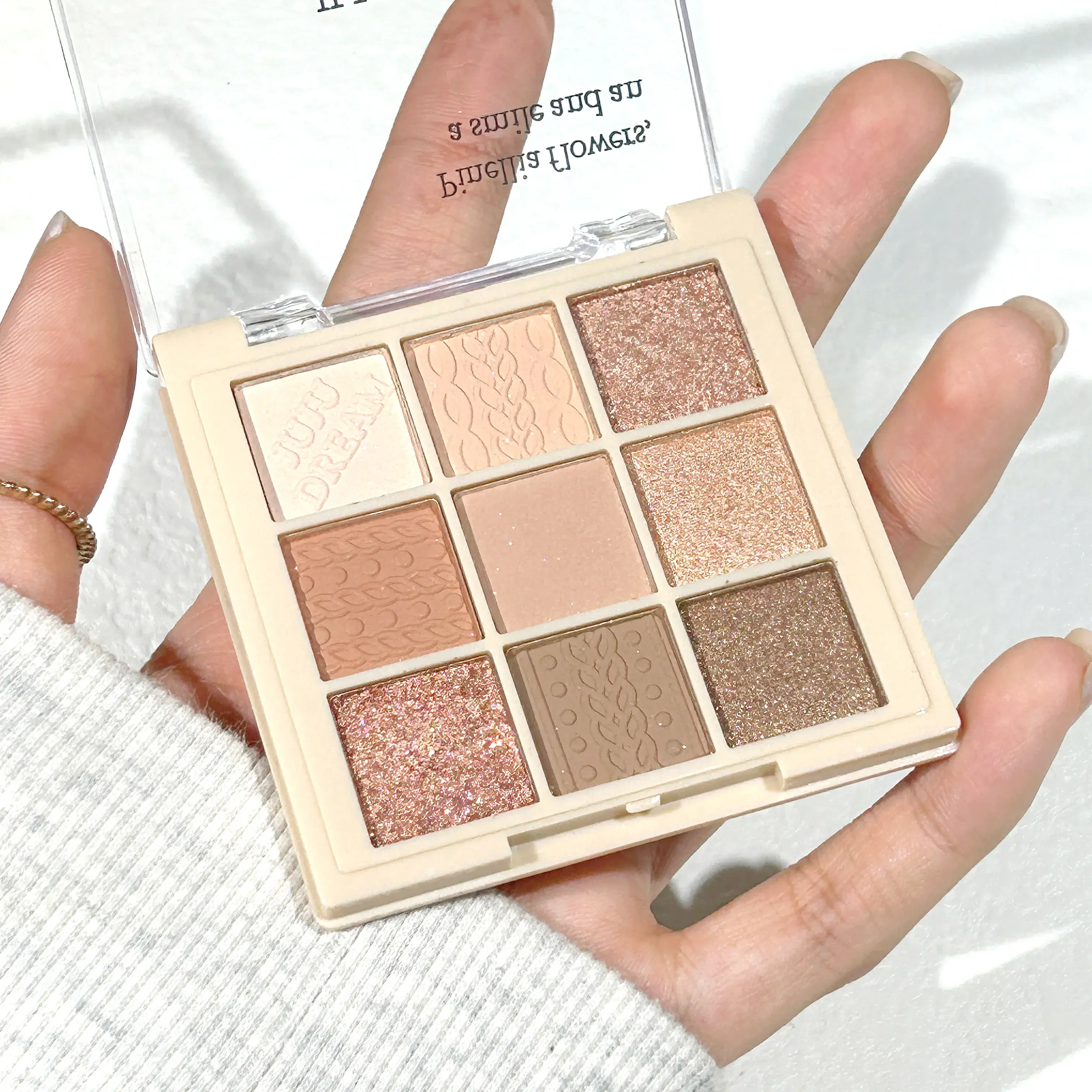 JUJU Dream 9 Color Eyeshadow Palette, Matte And Shimmer Brown Eyeshadows Powder, Long Lasting Blendable Eyeshadow Cosmetics