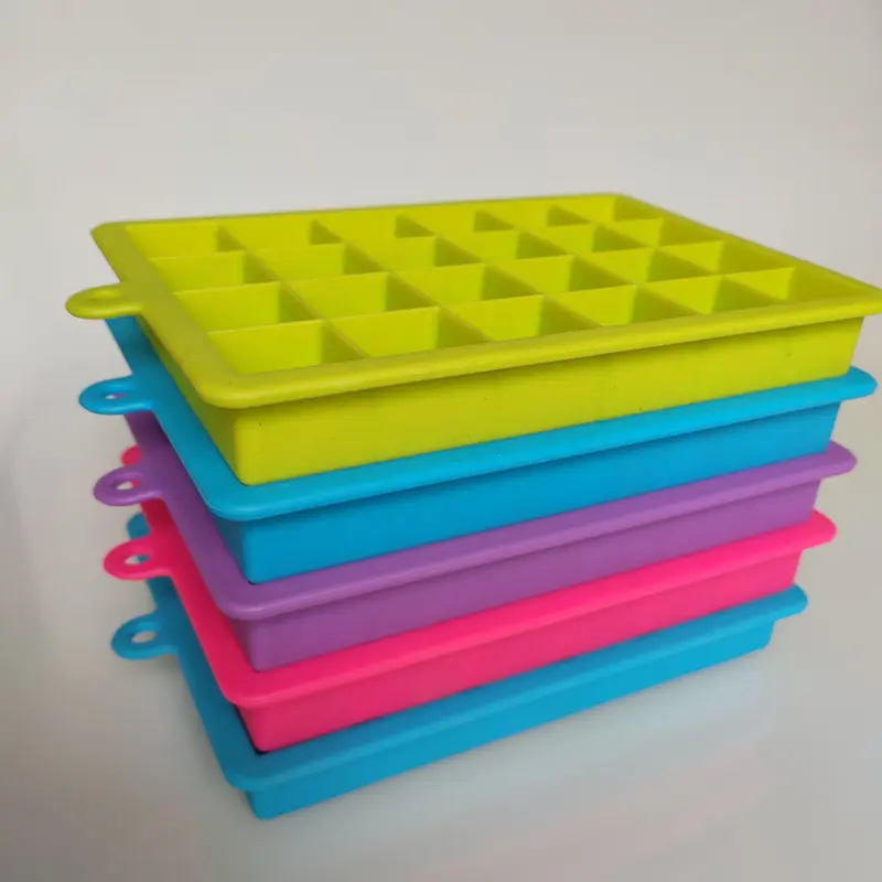 24 Grids Silicone Ice Cube Tray Molds Square Shape Ice Cube Maker Fruit Popsicle Ice Cream Mold for Wine Bar Drinking XB 010