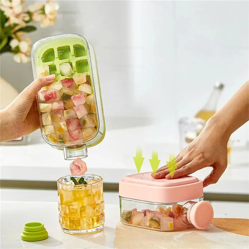 Cool Pressed Ice Cube Tray Water-Filled Frozen Ice Cube Curling Kettle Homemade Ice Cube Water Bottle White-AA70