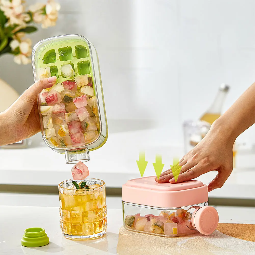Ice Cube Tray With Straw 2-in-1 Ice-make Pressing Mould Silicone Ice Cube Tray Outdoor Beverage Cup Ice Drink Water Bottle