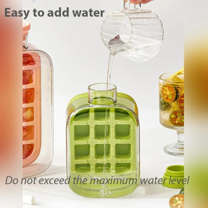 NO TOUCH Ice Cube Water Bottle Ice Cube Mold Press Ice Maker With Lid Food Grade Ice-Making Ice-Kettle With Straw Silicone
