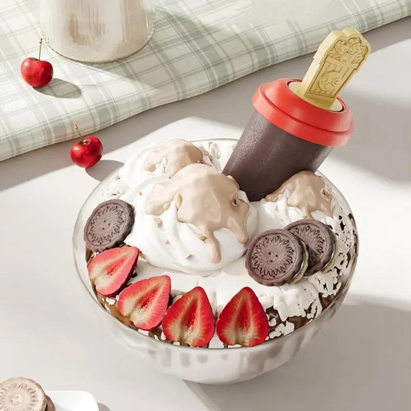 Plastic Ice Cream Maker Plastic Texture Perfect for Creating Cool Treat A0KF