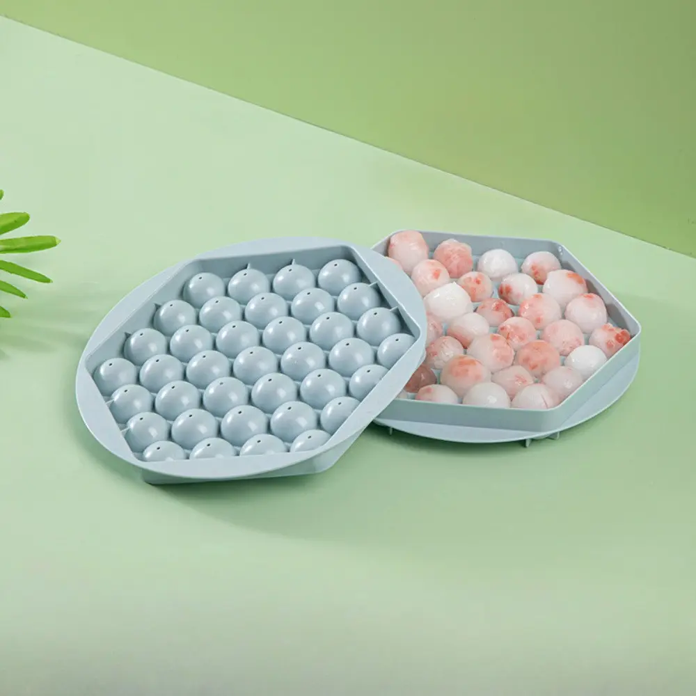 4pcs 37-Grid Round Ice Cube with Lid,Ice Molds for Beverages,Non-Stick,Quick Release,Durable & Easy Clean,for Chilled Drinks