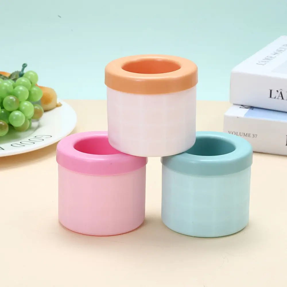 Household Cylinder Ice Cube Mold Whiskey Ice Cube Light Bulbs Ice Mold Food Grade Silicone Ice Cube Ball Maker Mould Bar Tools